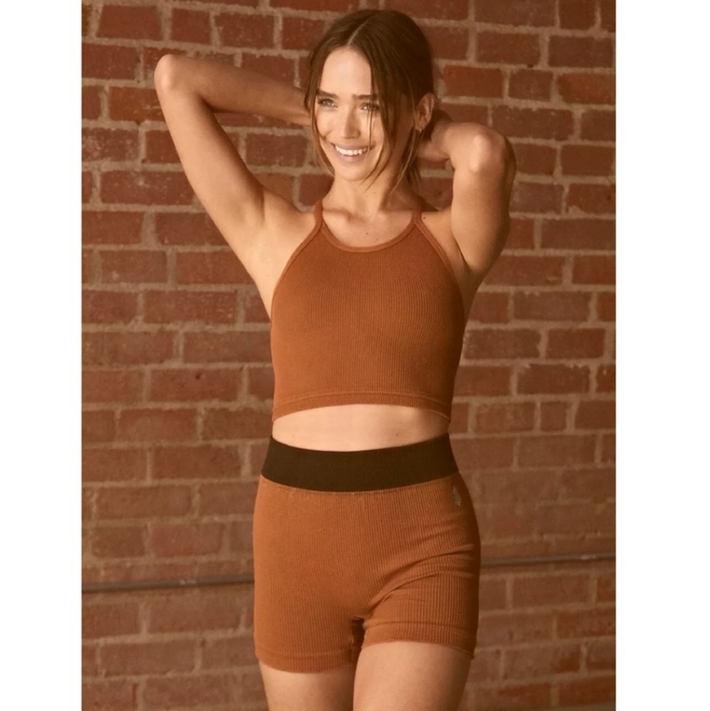 Free people happiness runs shorts
